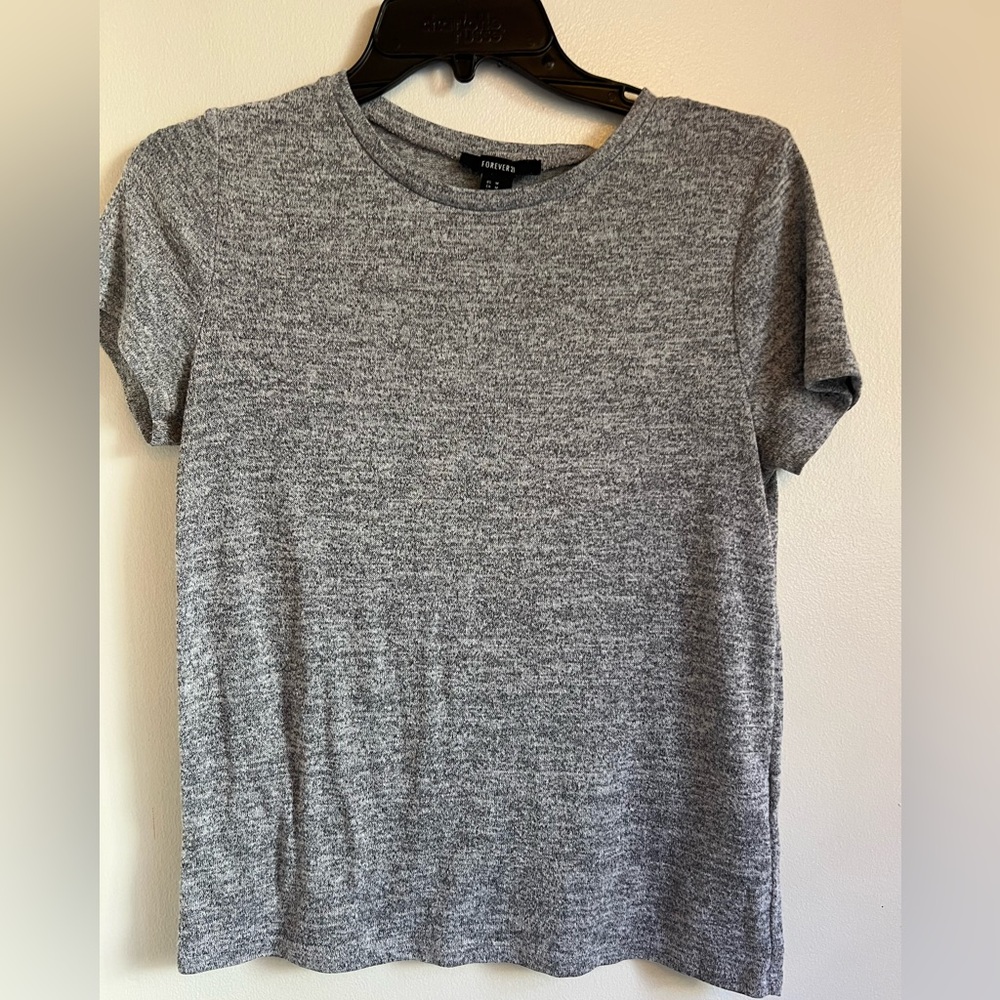 Forever 21 Medium gray (light and dark grey) tshirt, worn twice, short sleeves